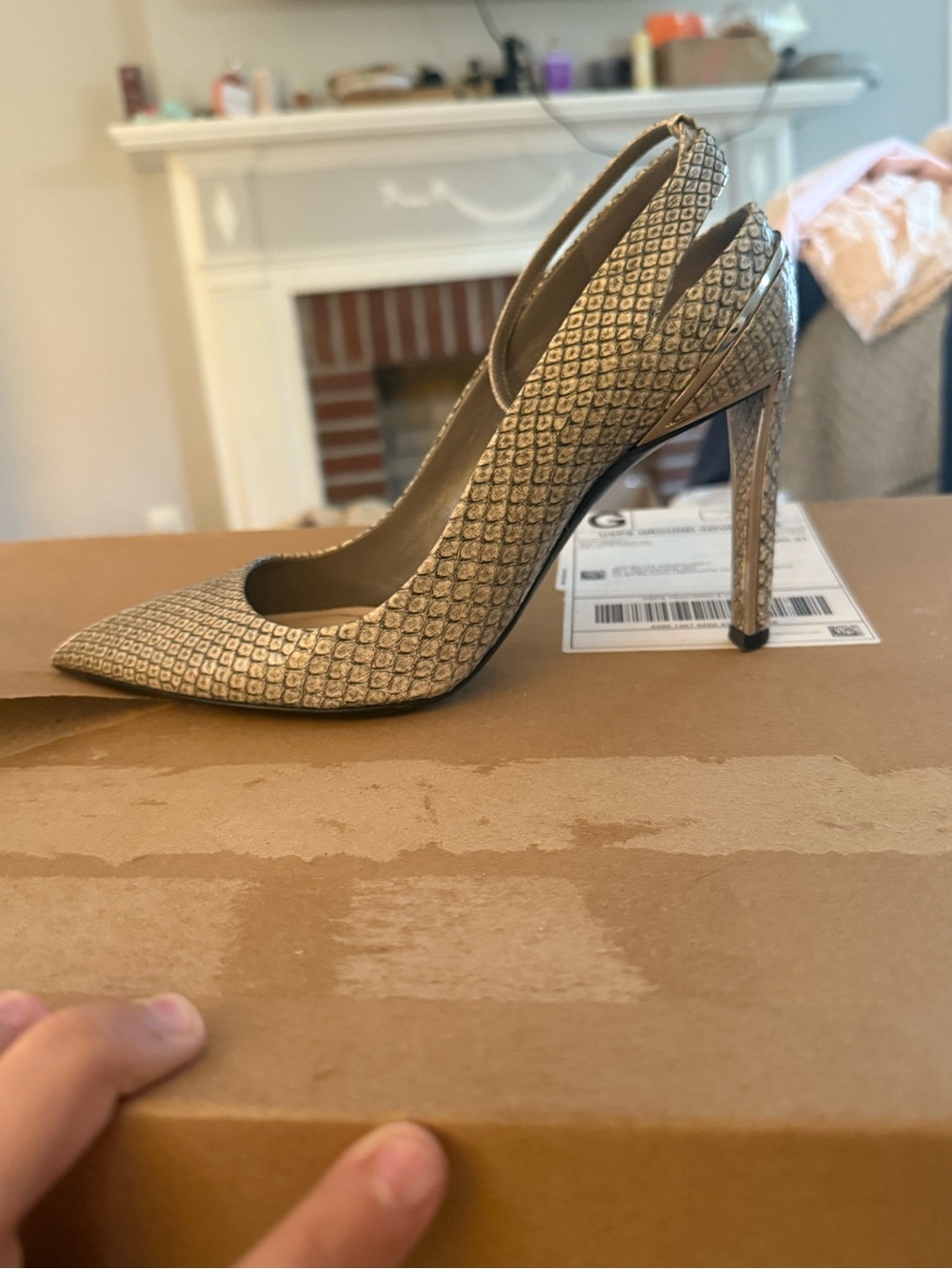 Elegant Women's Gold Patterned Pointed-Toe High Heels